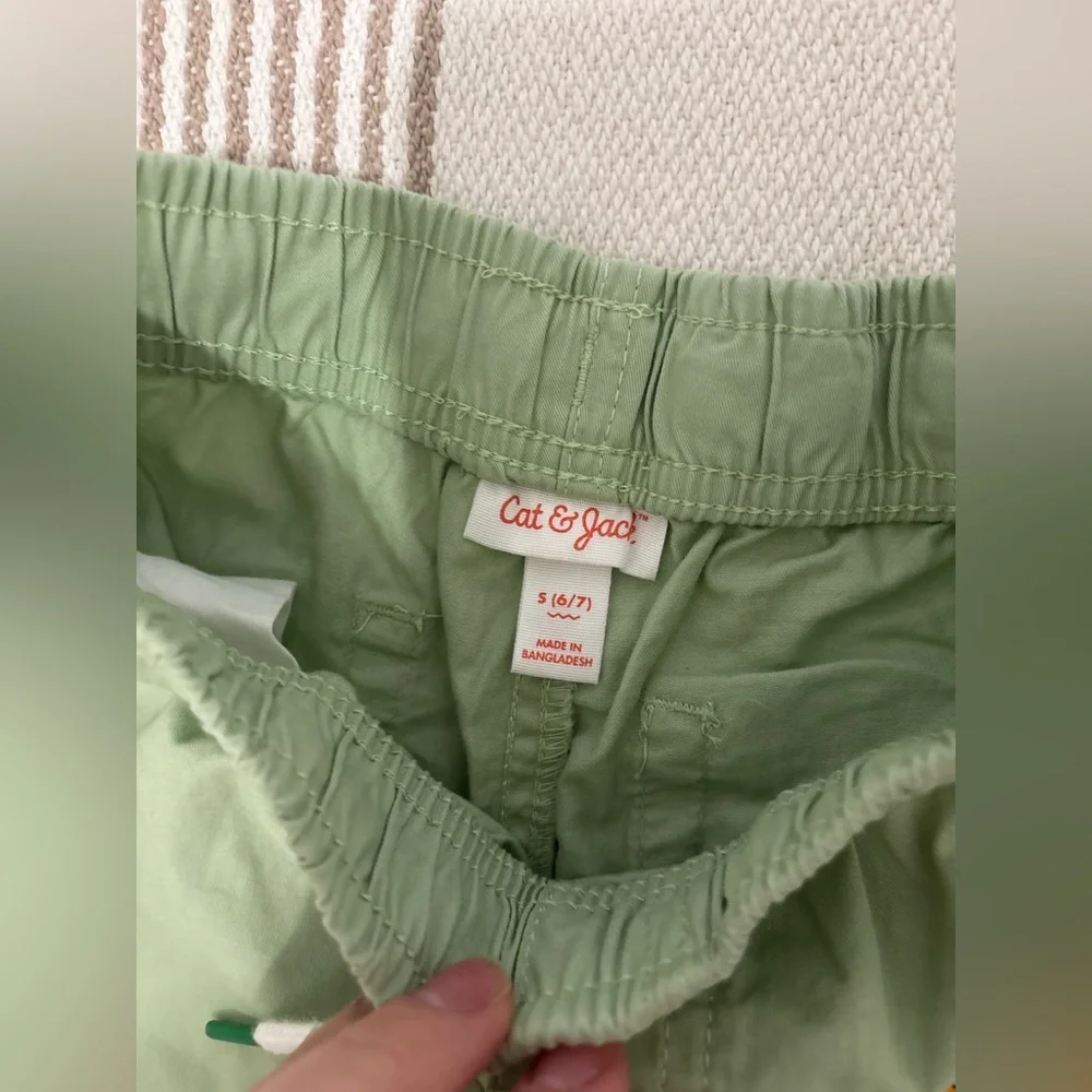 Cat & Jack Green and Tan Drawstring Shorts Set - Picture 2 of 3